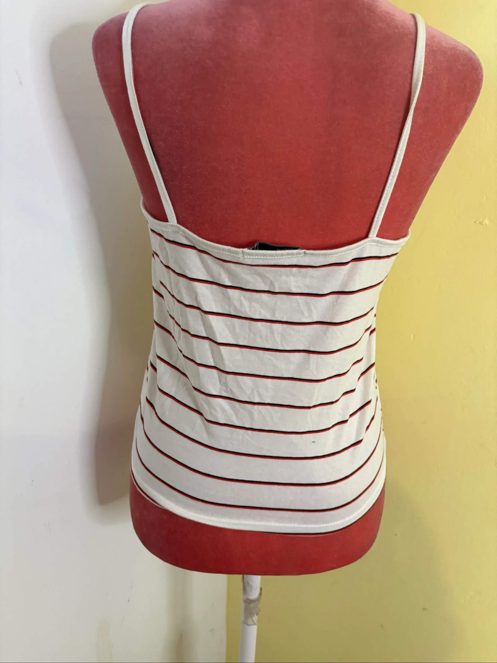 Top de tirantes a rayas con nudo frontal – photo 3